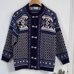 Vintage Voss Norwegian New Wool Unisex Fair Isle Sweater
